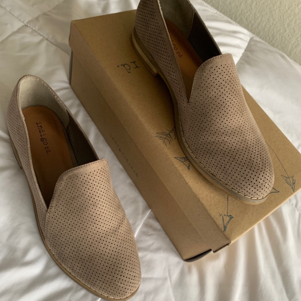 Brown flats
